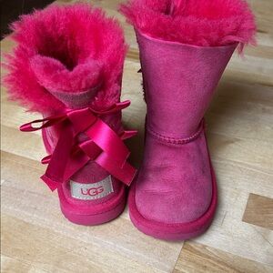 UGG toddler Bailey bow boots